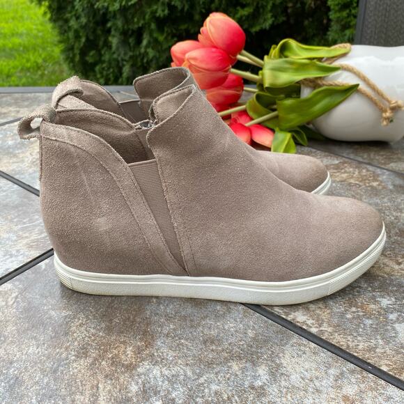 Blondo Taupe Suede Leather Georgette Waterproof Booties Womens Side Zip Size 9 - Picture 5 of 11